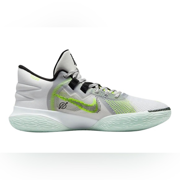 New Nike Kyrie basketball shoes mens size 11